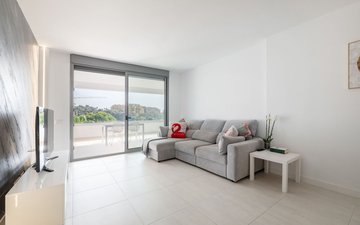 Property slide 10