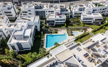 Property slide 32