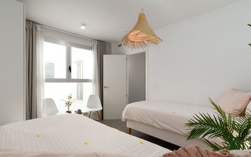 Property slide 25