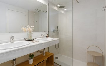 Property slide 28
