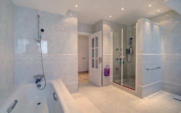 Property slide 32