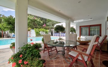 Property slide 9