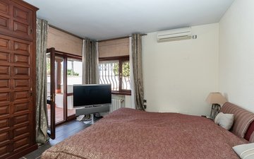 Property slide 28