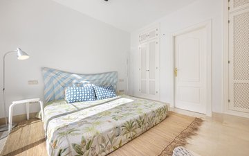 Property slide 19