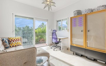 Property slide 7