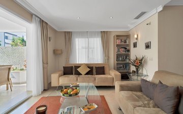 Property slide 10