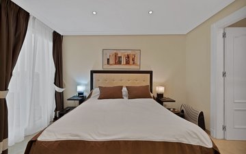 Property slide 20