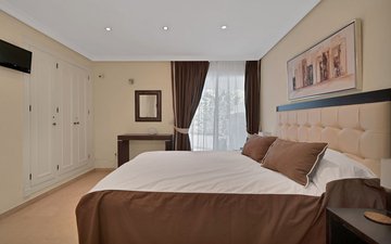Property slide 22