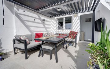 Property slide 17