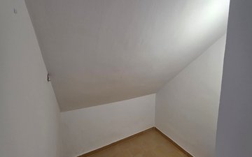 Property slide 34