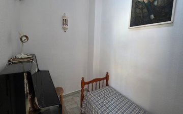 Property slide 35