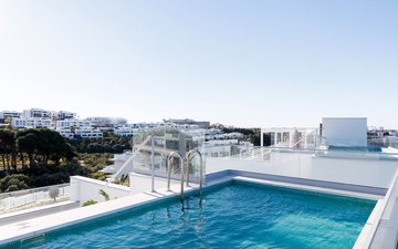 Property slide 21