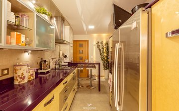 Property slide 21