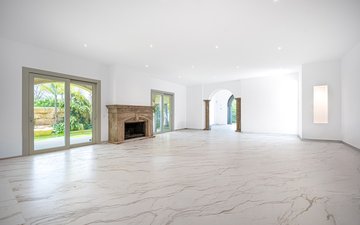 Property slide 14