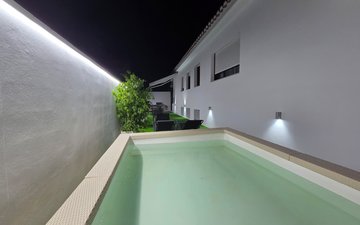 Property slide 113