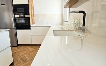 Property slide 116