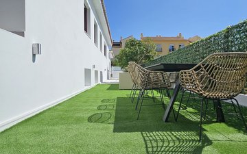 Property slide 125
