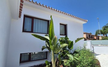 Property slide 139
