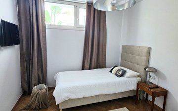 Property slide 40