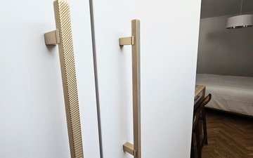 Property slide 60
