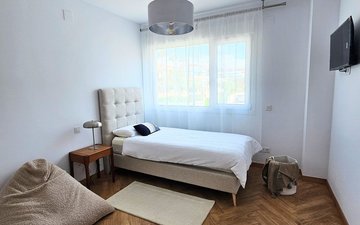 Property slide 73
