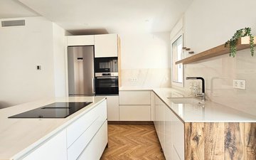 Property slide 86