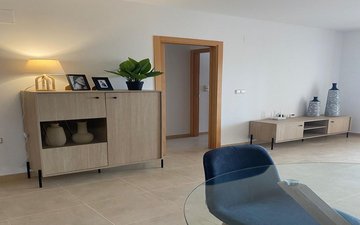 Property slide 32