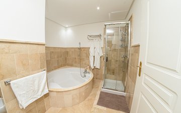 Property slide 31