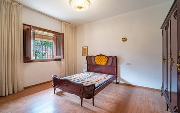 Property slide 11