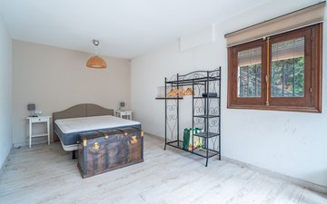 Property slide 27