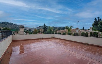 Property slide 28