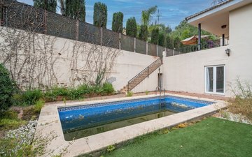 Property slide 36