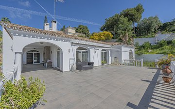 Property slide 4