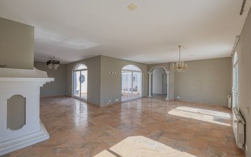 Property slide 6