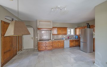 Property slide 7