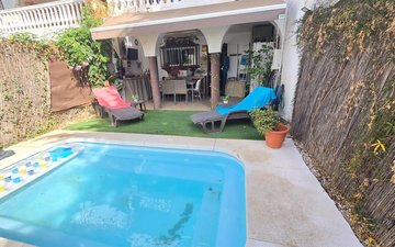 Property slide 25