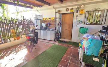 Property slide 39
