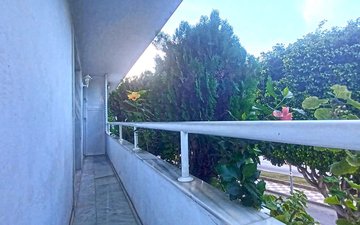 Property slide 25