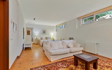 Property slide 28