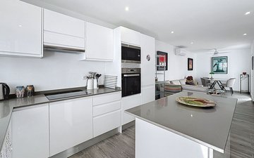 Property slide 20