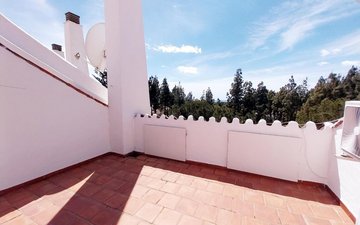 Property slide 25