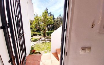 Property slide 40