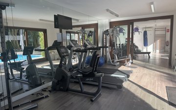 Property slide 25