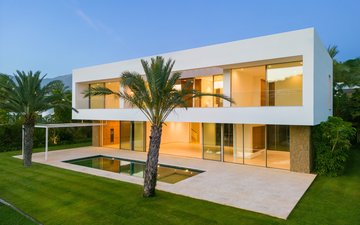 Property slide 25