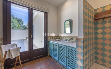 Property slide 22