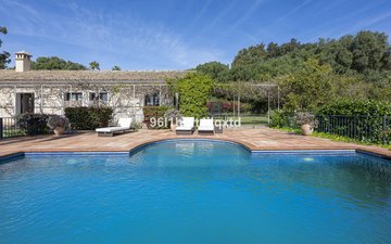 Property slide 28