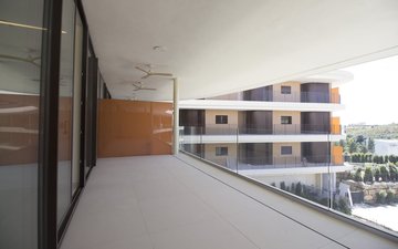 Property slide 20