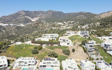 Property slide 24