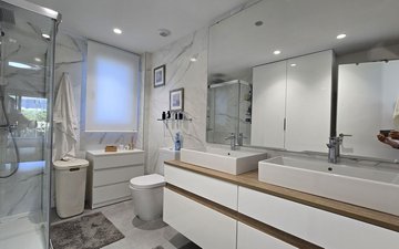 Property slide 20