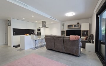 Property slide 4